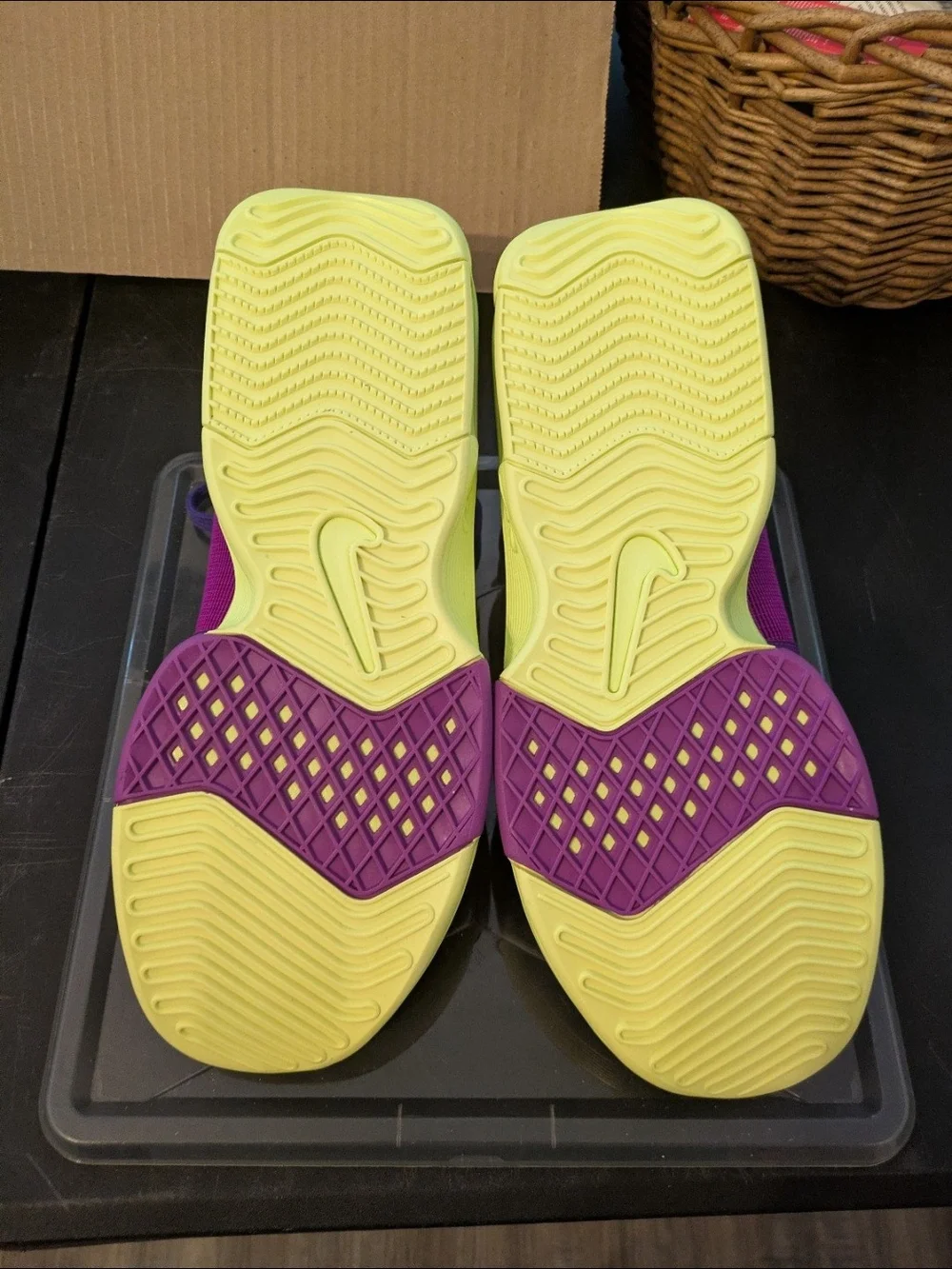 Nike LeBron James Witness VIII Brand New In Box Never Worn